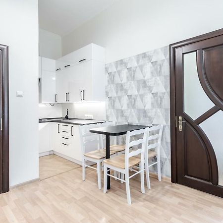 Inshiapartments On Bohomolʹtsya Str Lviv Exteriör bild