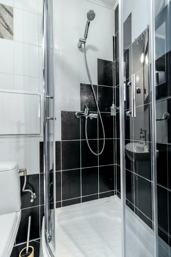 Inshiapartments On Bohomolʹtsya Str Lviv Exteriör bild